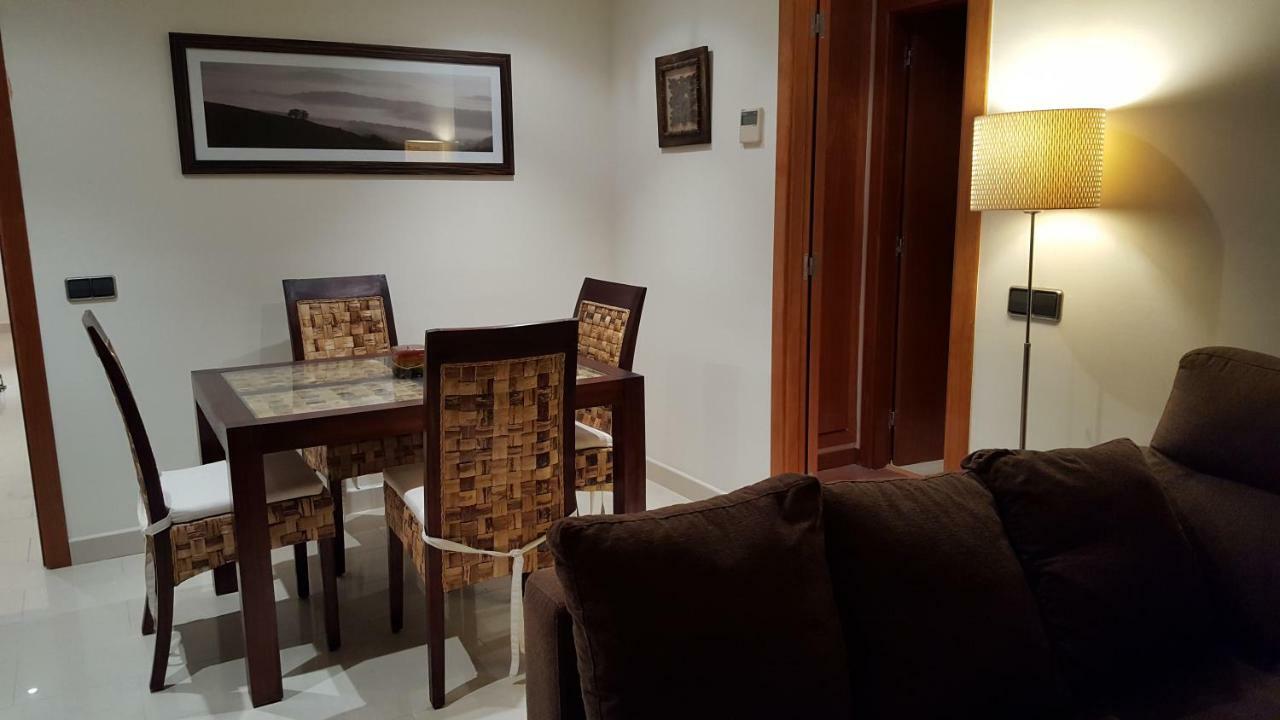 Ultramar Apartment โตโรเดมบาร์รา ภายนอก รูปภาพ